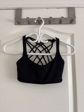 lululemon Black Strappy Back Sports Bra size 4